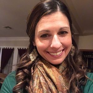 Meet your Posher, Teri